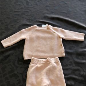 Beautiful knitted two pieces set by Zara